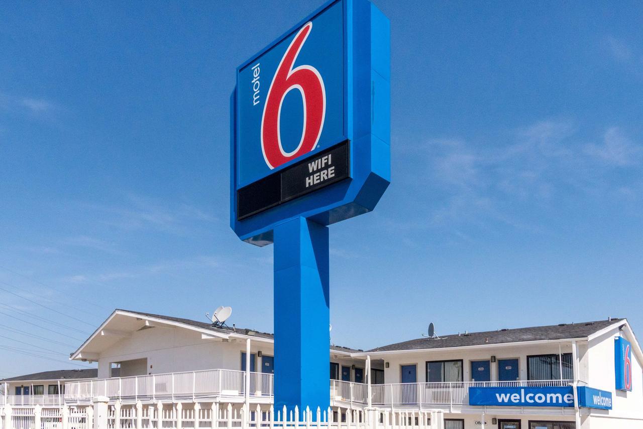Motel 6 Fort Worth North Haltom City Екстериор снимка